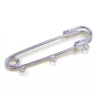 KILT PIN